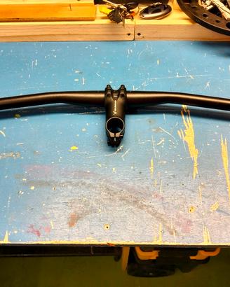 manubrio MTB 690mm