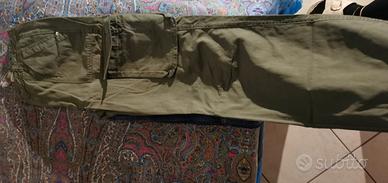 pantaloni cargo