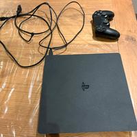 PlayStation 4 slim con scatola