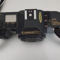 CANON T70 CON OBIETTIVI E FLASH