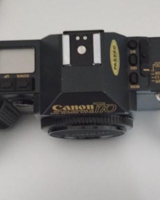 CANON T70 CON OBIETTIVI E FLASH