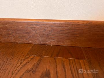 battiscopa in legno rovere cuoio