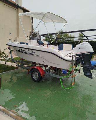 barca open con motore e carrello 