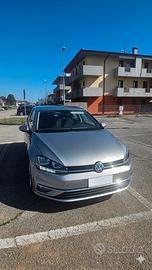 Golf 7.5 Bussiness 1.6 115 CV Dsg