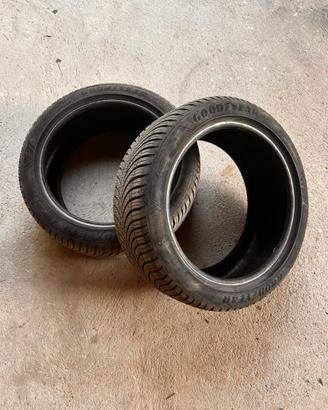 Gomme GOODYEAR