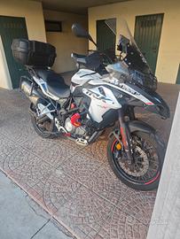 Benelli Trk 502x