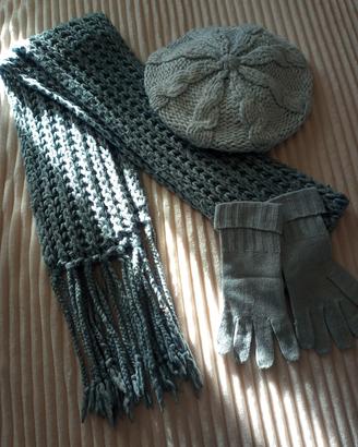 ❄️Set Cappello + Sciarpa + Guanti azzurri 🩵