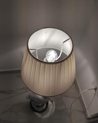 lampada da tavolo con pappagallo in ceramica 