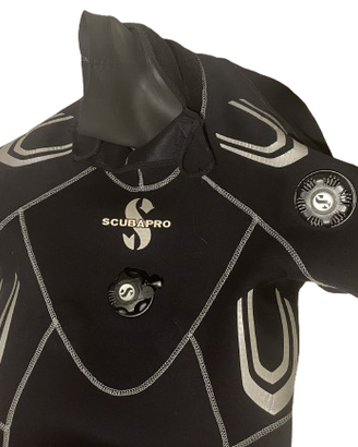 Muta stagna top di gamma Scubapro Everdry 4.0