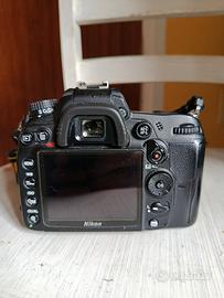 Nikon D7000 con Nikon 50mm f/1.8 AF-D