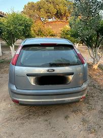 FOCUS II SERIE 1600cc 90cv TDCi con gancio traino