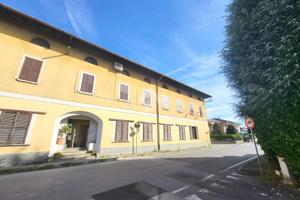 3 LOCALI A BESANA IN BRIANZA