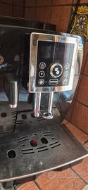  macchina del caffe Delonghi