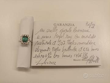 Anello smeraldo e diamanti