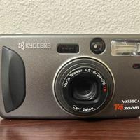 Yashica T4 Zoom Carl Zeiss Vario Tessar