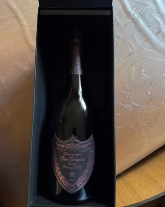 Dom Pérignon Rosé Vintage 2005 – con cofanetto