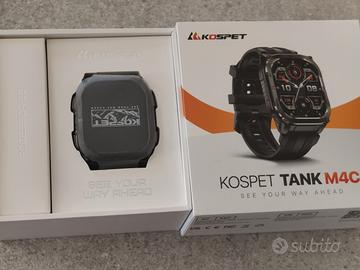 KOSPET Tank M4C Smartwatch Rugged – GPS, Torcia LE