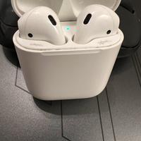 Apple Airpods originali anno 2020