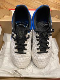Scarpini Nike Tiempo Legend