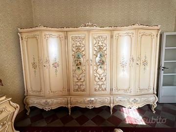 Armadio veneziano dipinto a mano