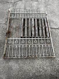 Cancello antico composto da 2 ante