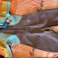 Muta subacquea donna