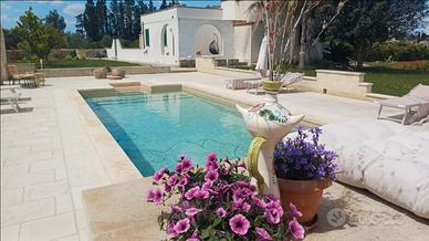 Villa con piscina uso esclusivo in Salento
