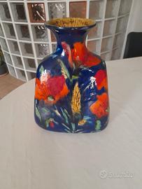 vaso dipinto a mano
