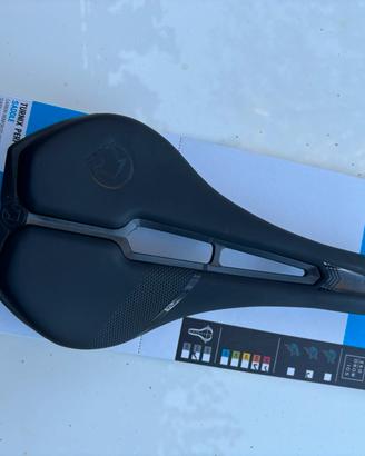 Sella Pro Turnix 142