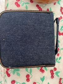 Porta CD realizzato in denim