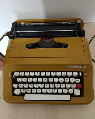 Olivetti Under wood 319 con custodia