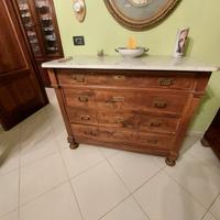 Como' o cassettone antico 