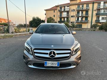 MERCEDES GLA 220 AUTO 4 MATIC