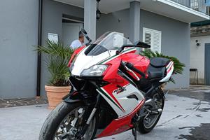 Aprilia rs 125 2t 2011