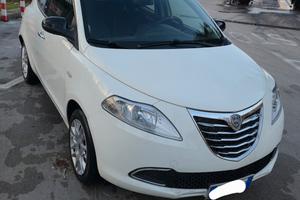 Lancia Ypsilon 2011 NEOPATENTATI 1.2 benzina 69CV 