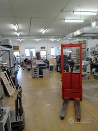 Ufficio + spazio lavoro