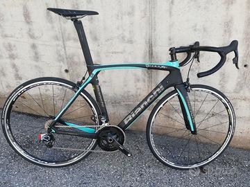 BICICLETTA DA CORSA BIANCHI OLTRE XR4 NUOVA MIS 57