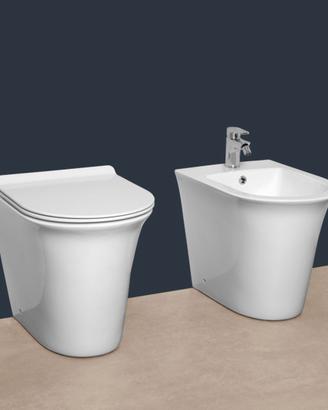 Sanitari filomuro senza brida con copriwc slim
