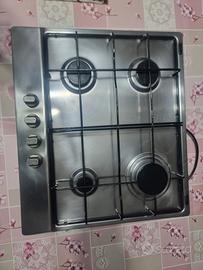 piano cottura quattro fuochi 