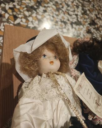 stock di bambole di porcellana