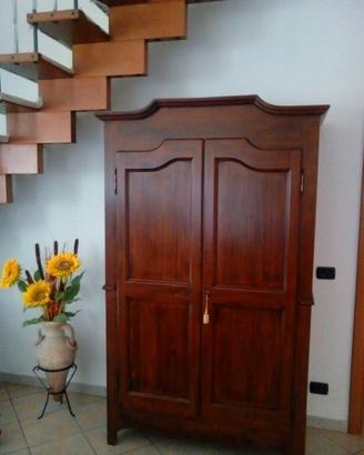 Armadio stile antico
