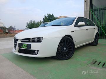 Alfa Romeo 159 2.0 JTDm Sportwagon Distinctive