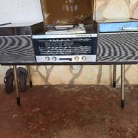 Radio d'epoca perfettamente funzionante