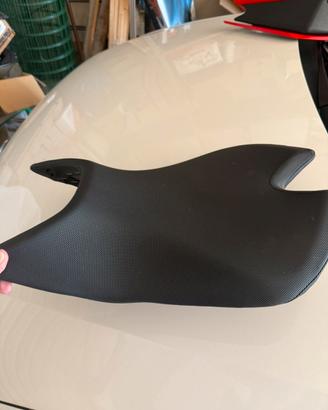 Sella nera rs 660