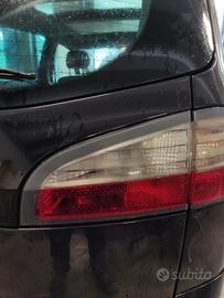 Fanale post. dx int. FORD S MAX del 2007