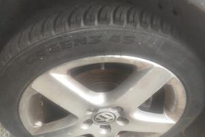 Cerchi Golf 5 con gomme 4 stagioni nuove