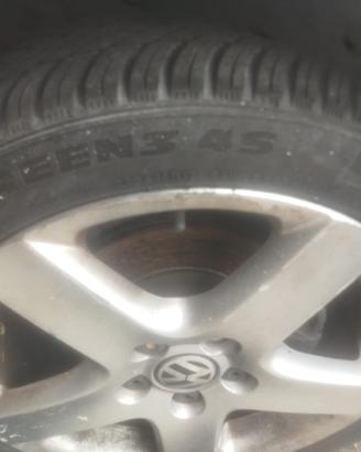 Cerchi Golf 5 con gomme 4 stagioni nuove