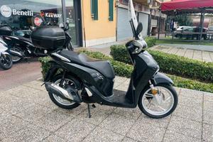 HONDA SH 150 TUTTO INCLUSO ANCHE PASSAGGIO!