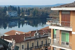 Ufficio a 6° piano vista fiume