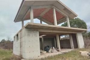 Costruzione nuova a.40 km da Roma+1 EttaroTerreno